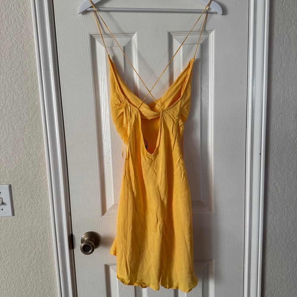 Zara Yellow Satin Mini Dress Size M Strappy Back Cowl Neck Slip Dress - Picture 2 of 6